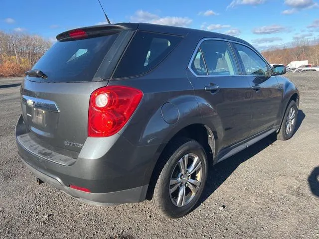 2011 Chevrolet Equinox view 5