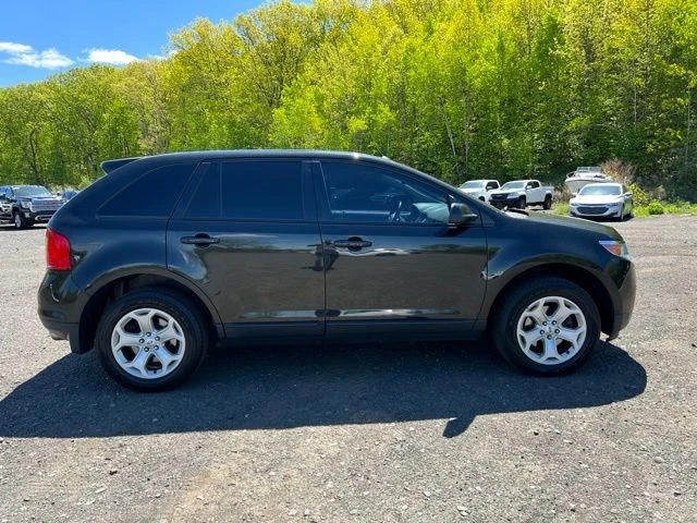 2014 Ford Edge view 4