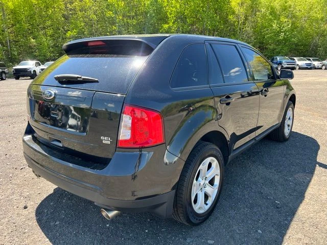 2014 Ford Edge view 5