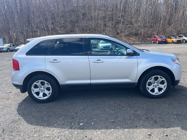 2014 Ford Edge view 4