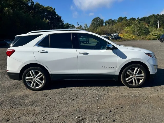 2020 Chevrolet Equinox view 4