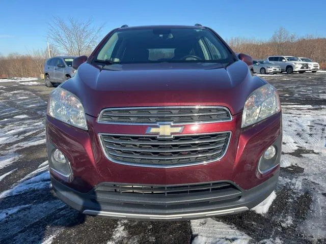 2016 Chevrolet Trax view 2