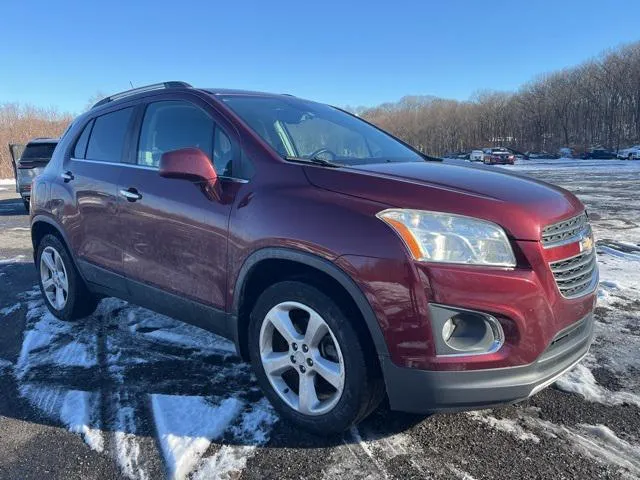 2016 Chevrolet Trax view 3