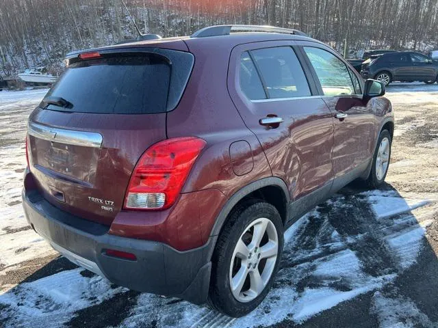 2016 Chevrolet Trax view 5