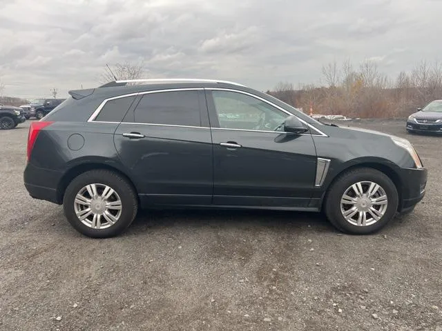 2014 Cadillac SRX view 4