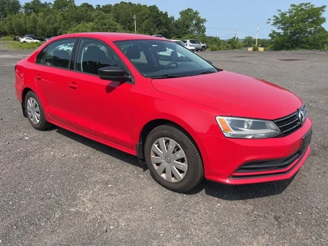 2015 Volkswagen Jetta - Image 3
