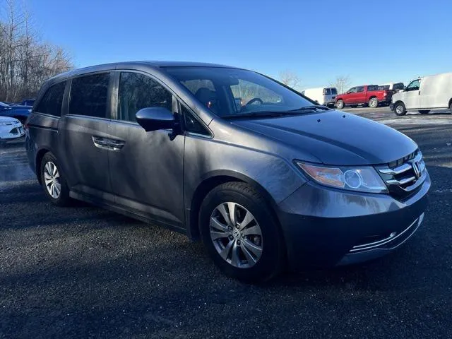 2016 Honda Odyssey view 3