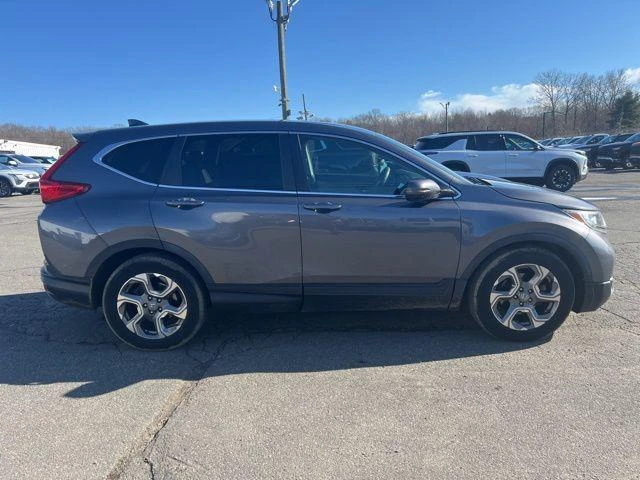 2017 Honda CR-V view 4