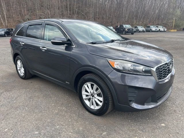 2019 Kia Sorento view 3