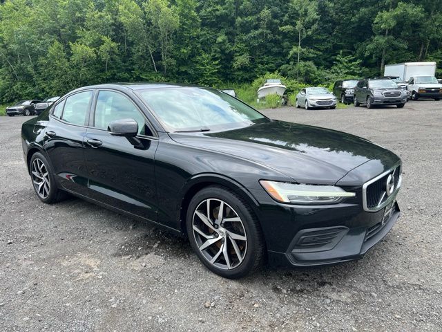 2020 Volvo S60 view 3
