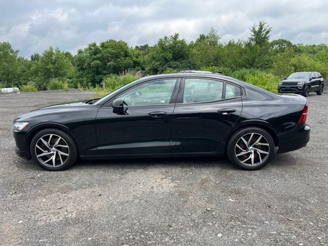 2020 Volvo S60 Momentum - Photo 8