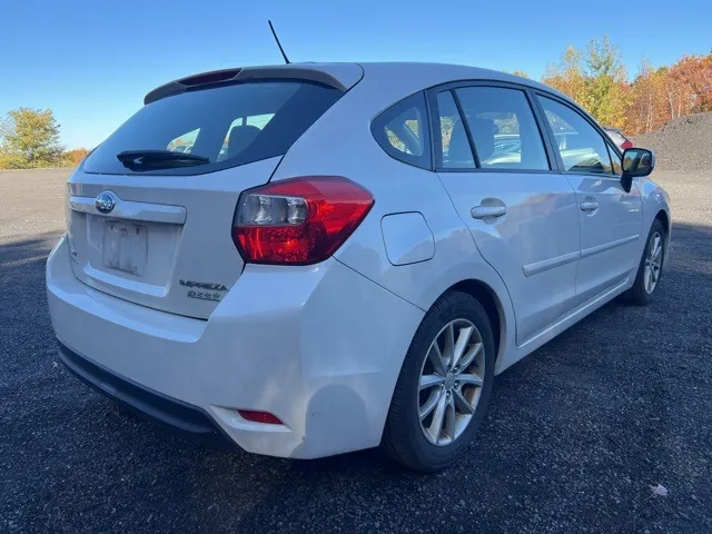 2013 Subaru Impreza view 5