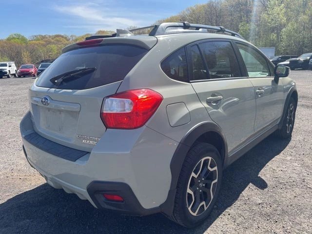2016 Subaru Crosstrek view 5