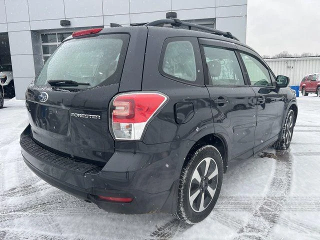 2018 Subaru Forester view 5