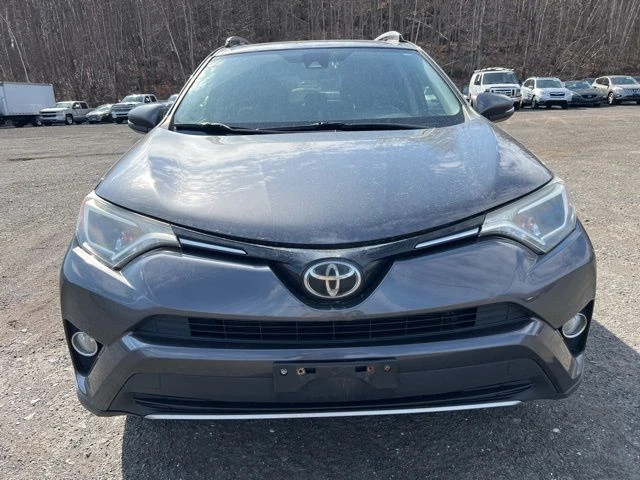 2018 Toyota RAV4 view 2