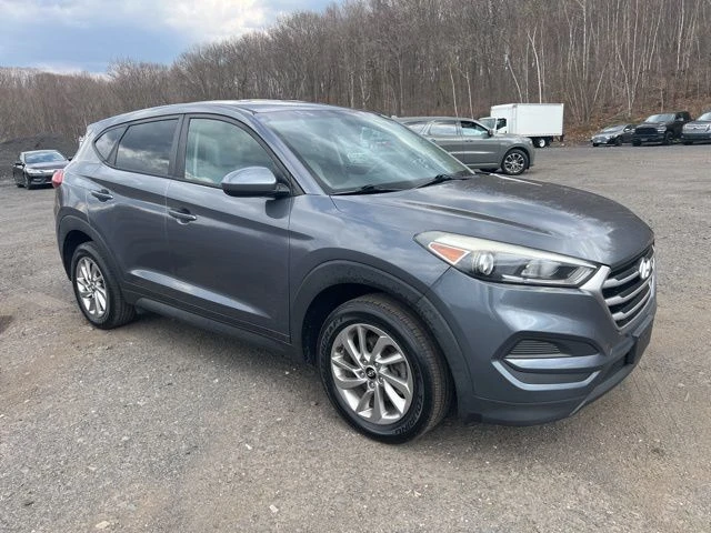 2018 Hyundai Tucson view 3