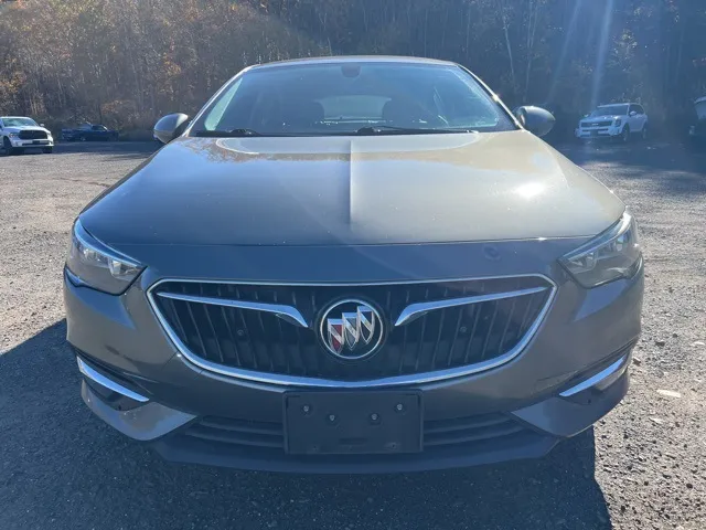 2018 Buick Regal view 2