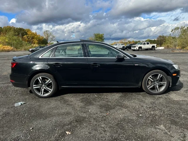 2018 Audi A4 view 4